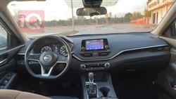 نيسان ألتيما